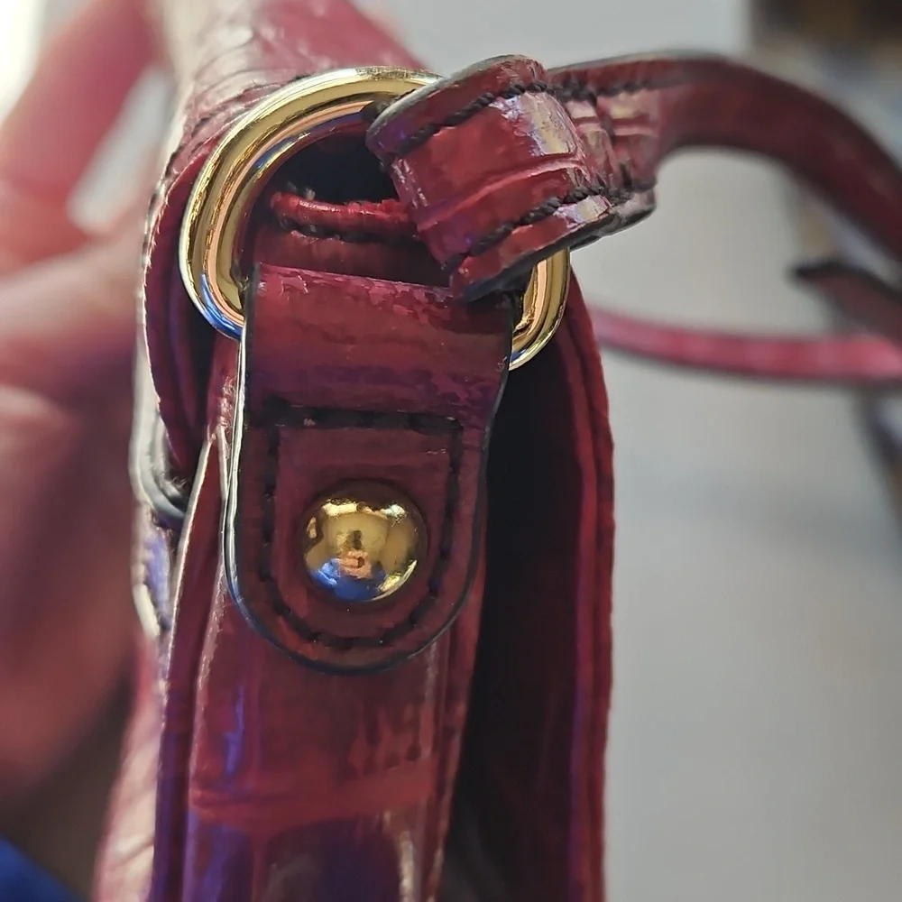 Nine West Bag Crocidile Embossed Red With GOLD Crossbody - Picture 9 of 12